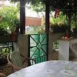 Flora Maris With A Terrace Апартаменты