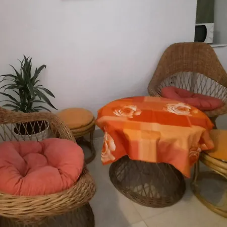 Апартаменти Flora Maris With A Terrace *